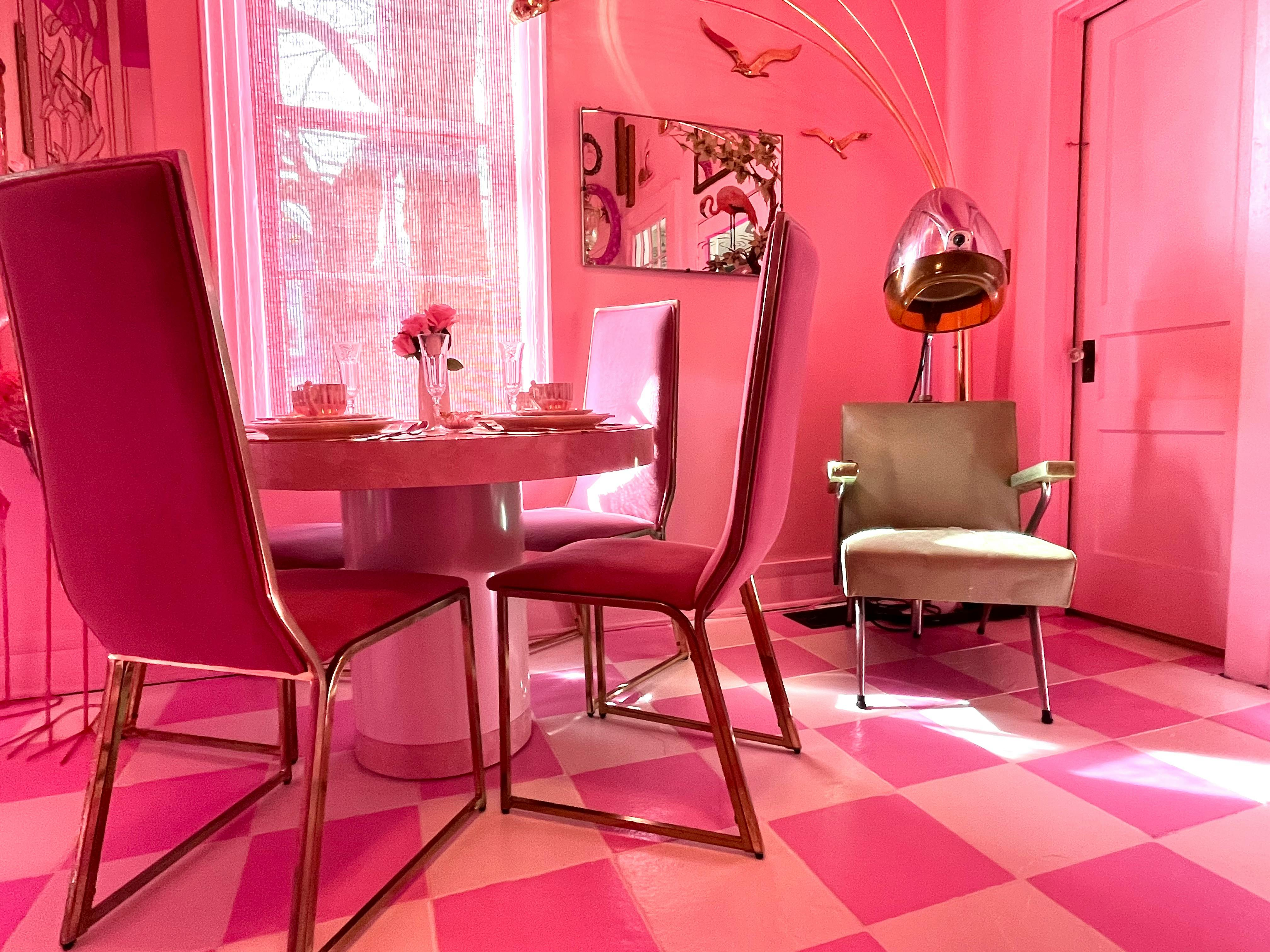 House of Adora ♡ Retro-chic House of Glamour