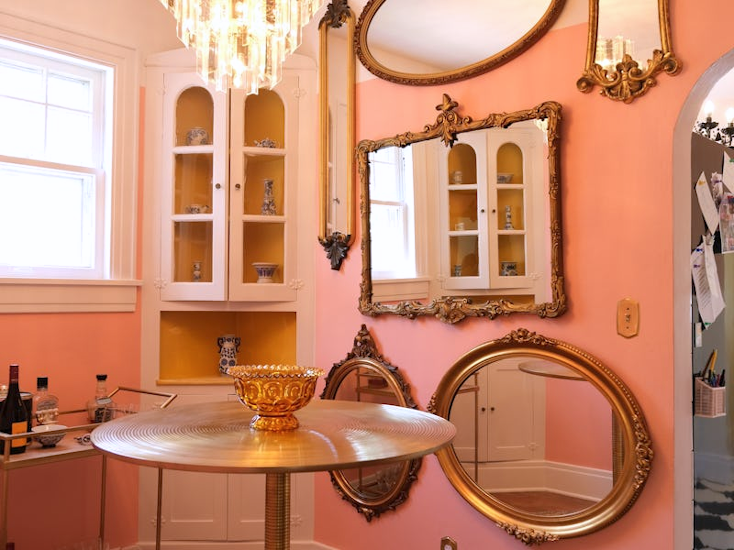 The Chandelier Chateau- Unique East Nashville Home