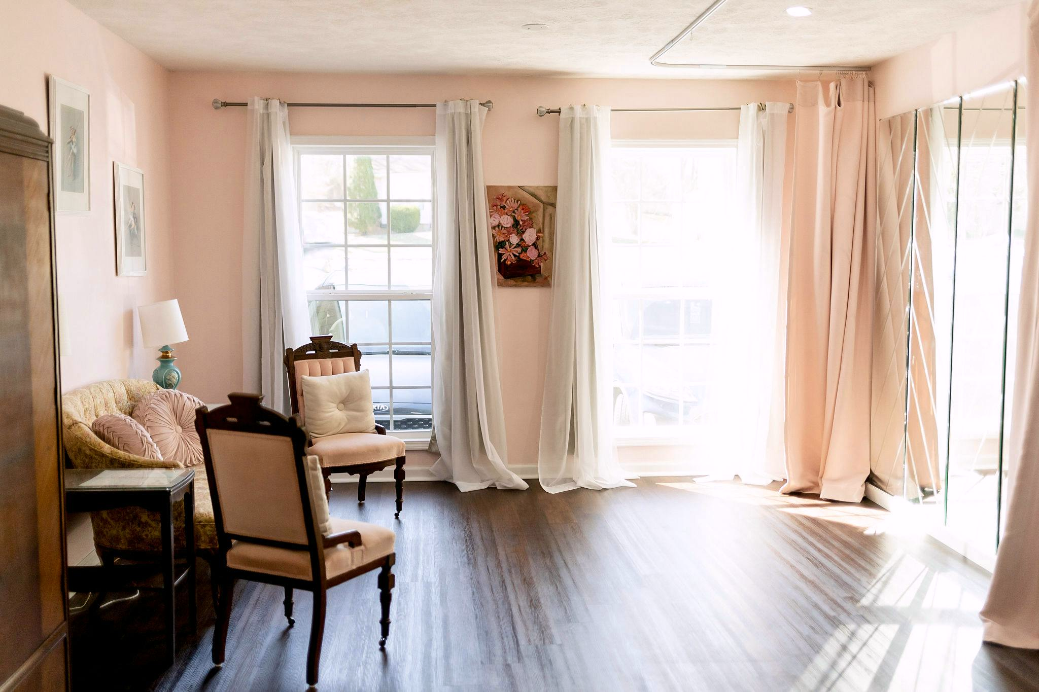 Charming Vintage Natural Light Photo Studio