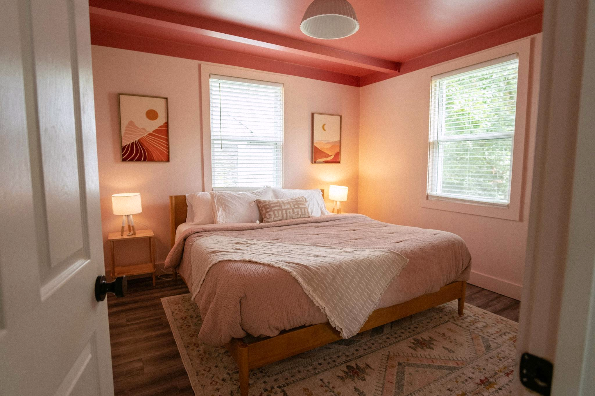 Colorful Cottage || East Nashville