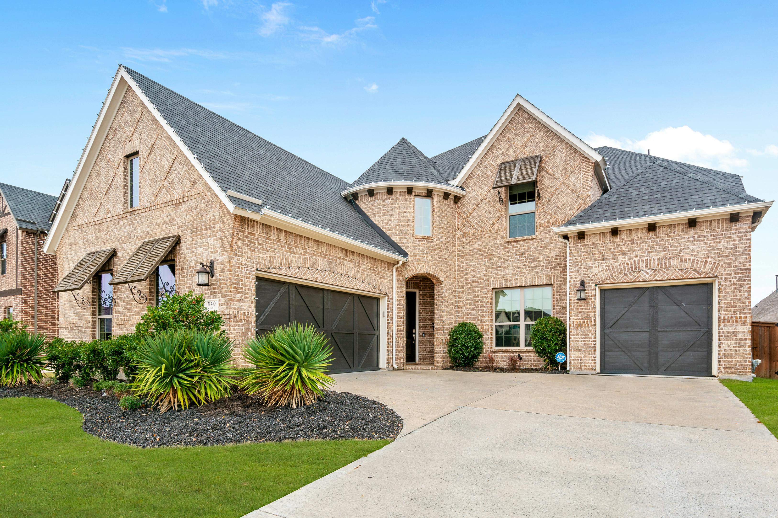 Stylish North Dallas Glam Home with Multiple Locations for Photoshoots