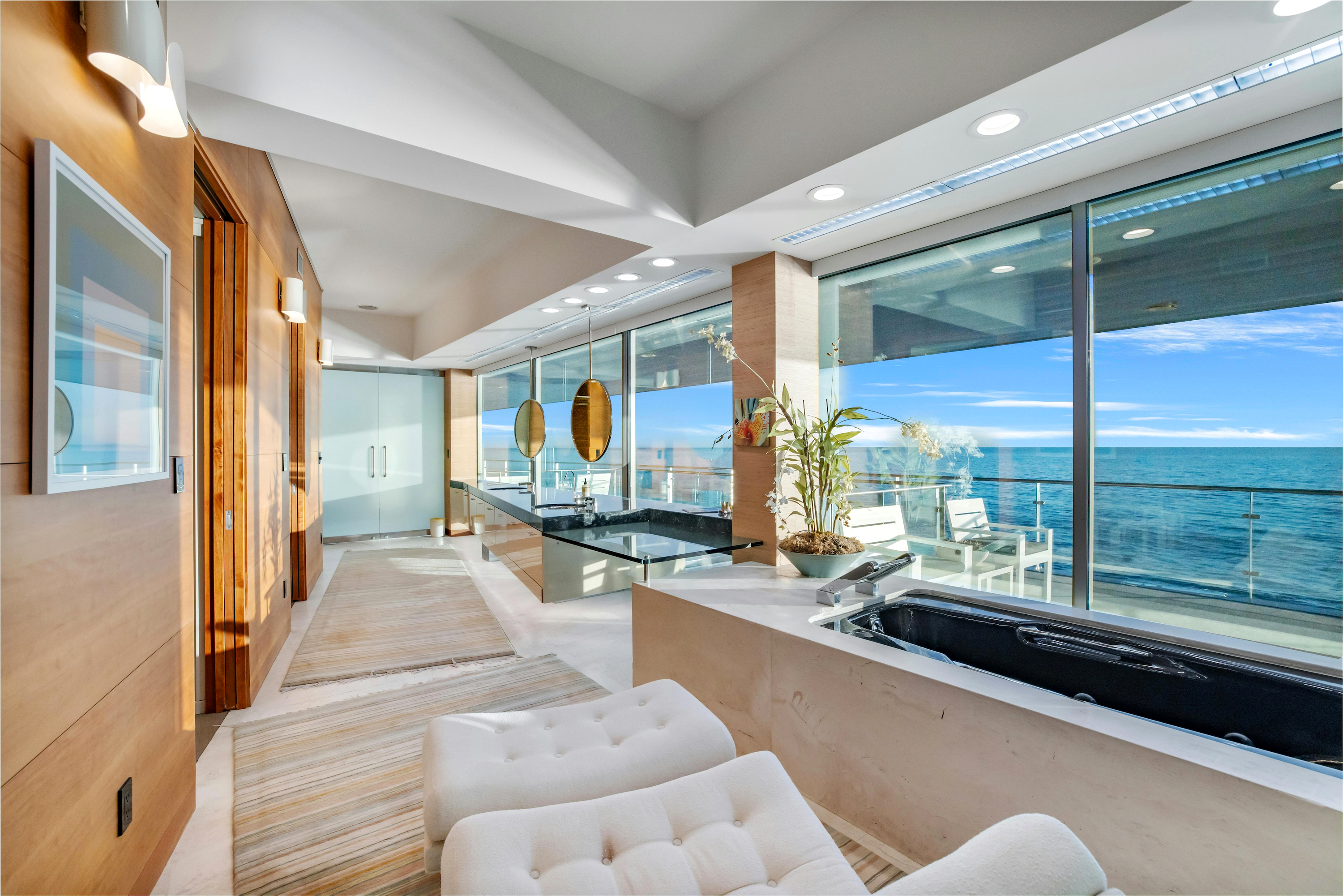 Malibu Glass Estate 