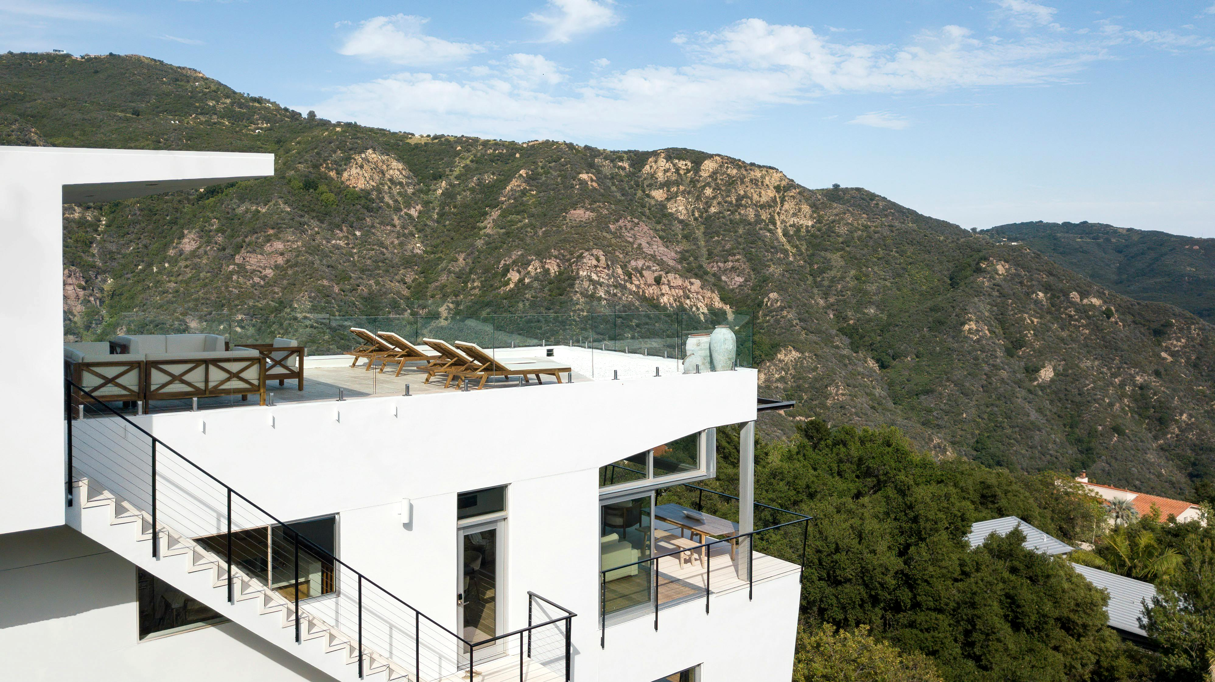 Malibu contemporary home in the canyon with ocean views