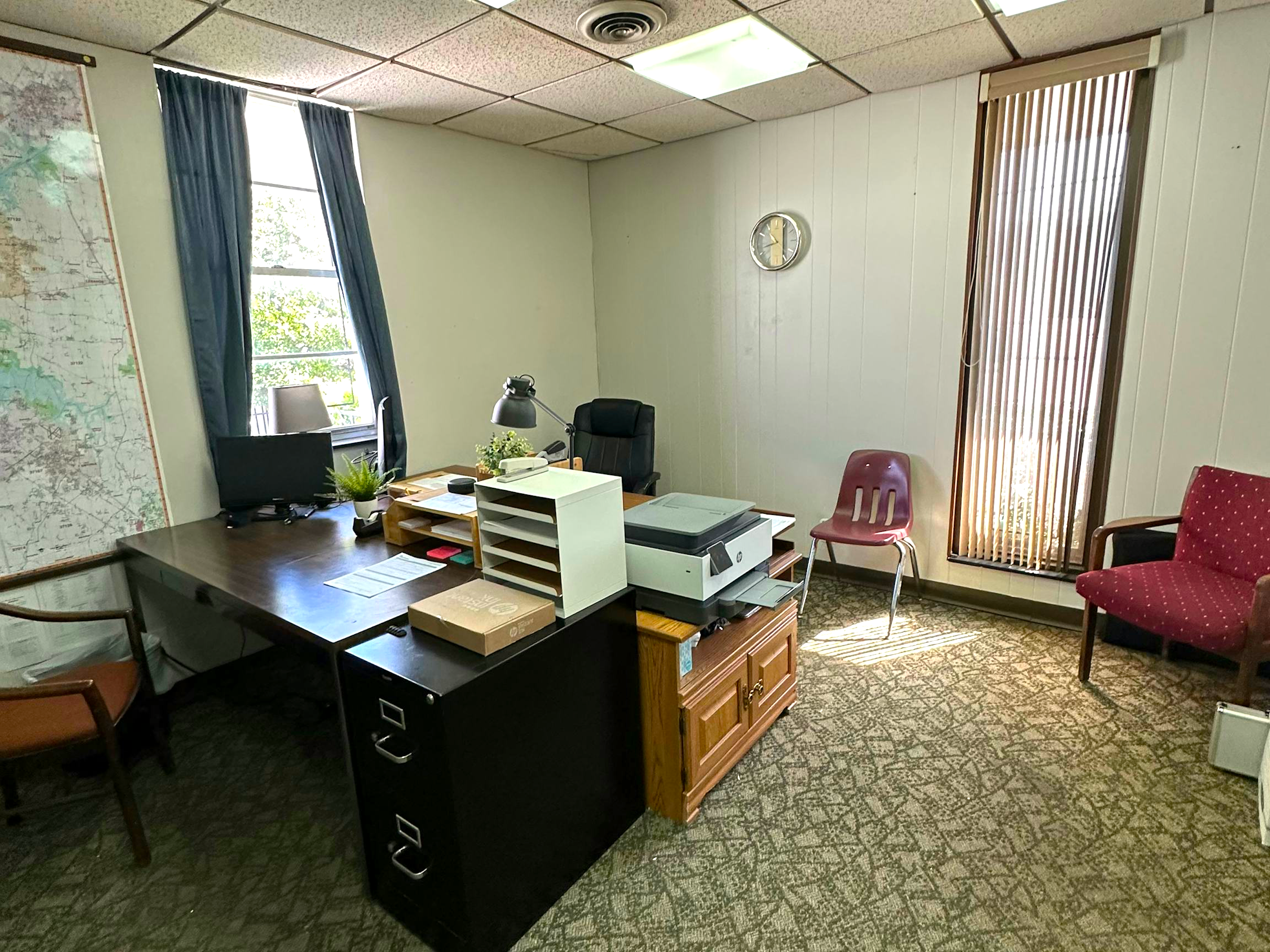 Office Retro Vibes and Waiting Room