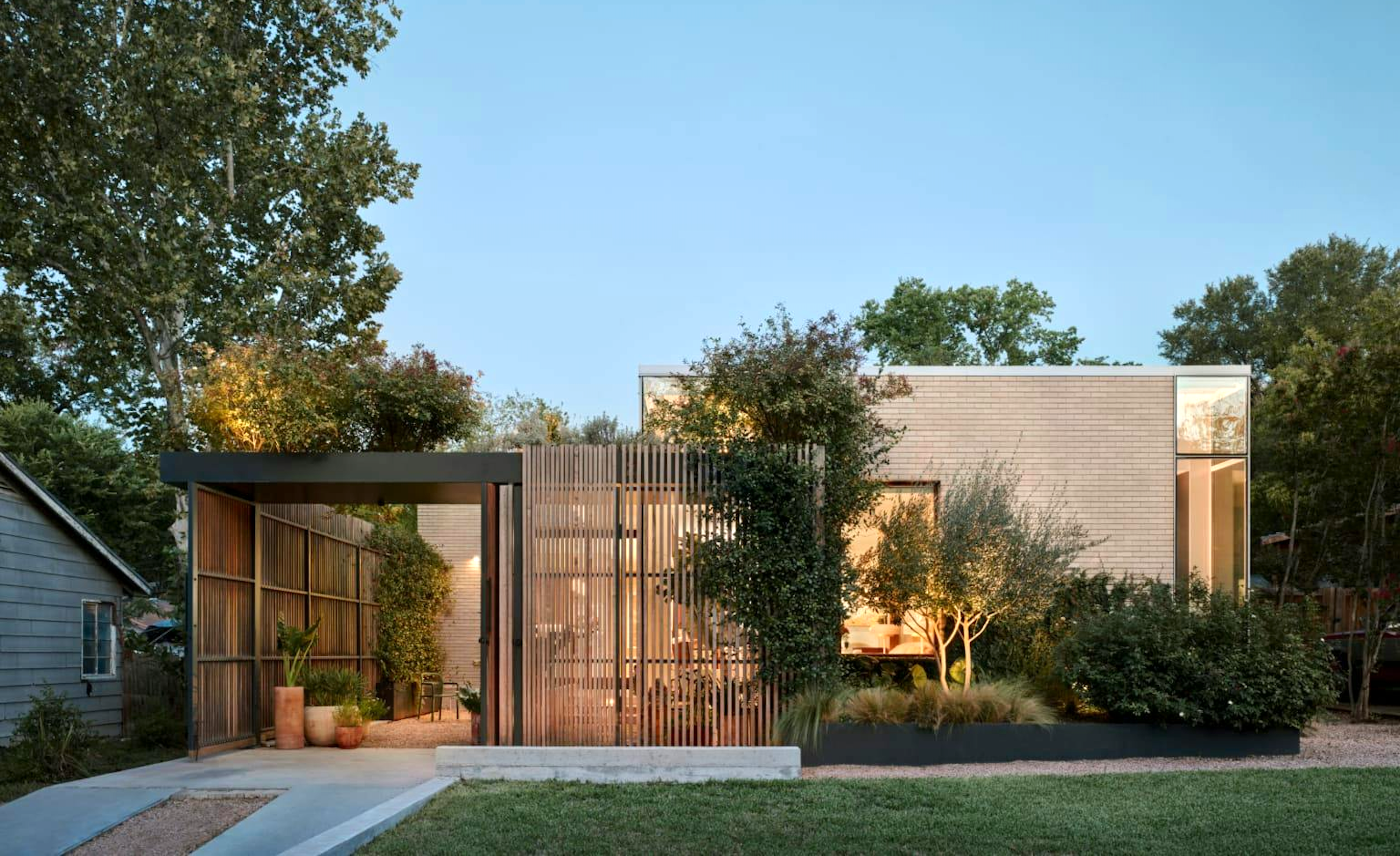 Bright, Airy, Modern Home featured in Dwell