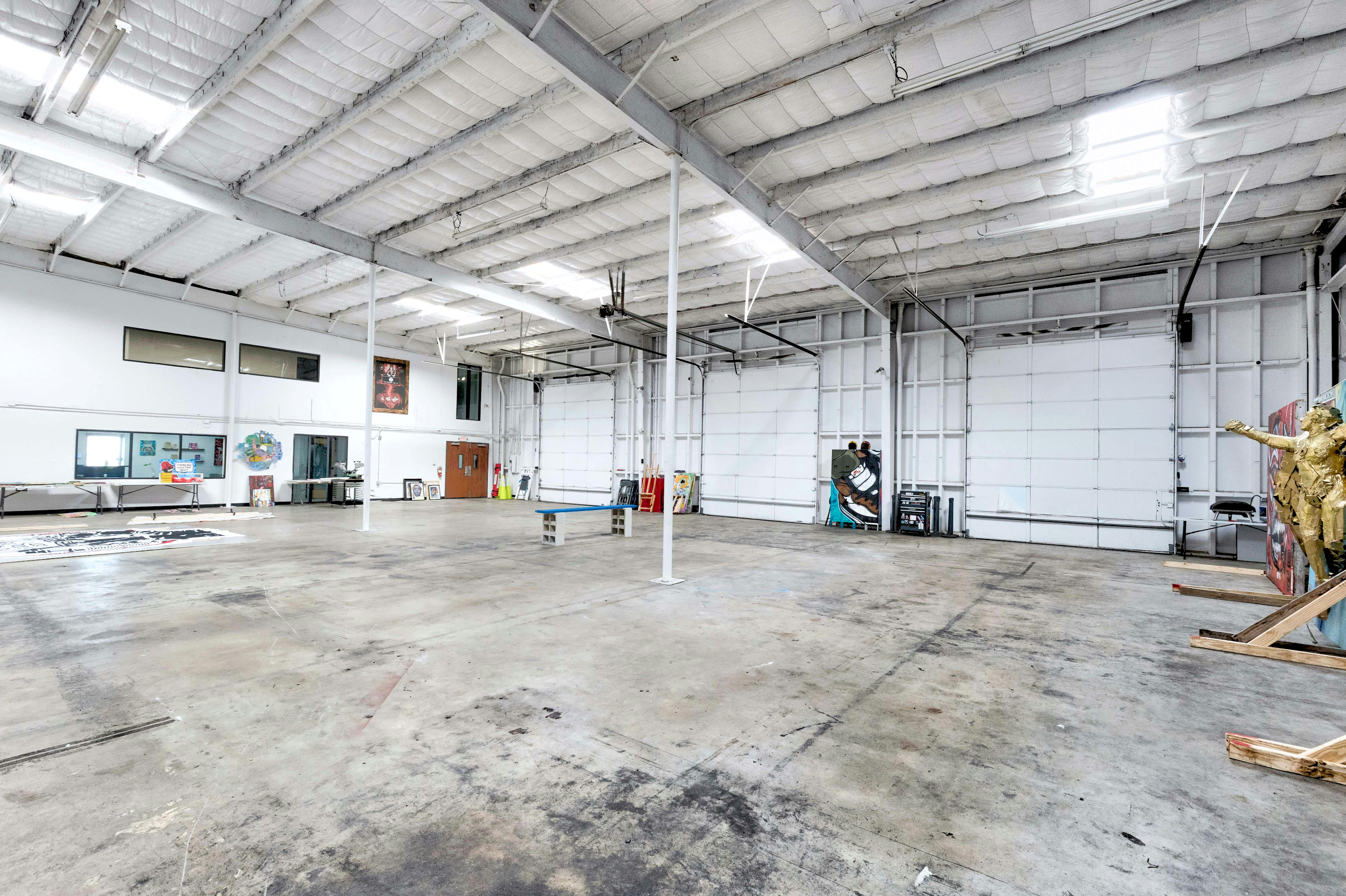 Flexible Arts & Event Space in Central Austin (St. Elmo / The Yard) – 7,700 sq ft Indoor/Outdoor Venue 