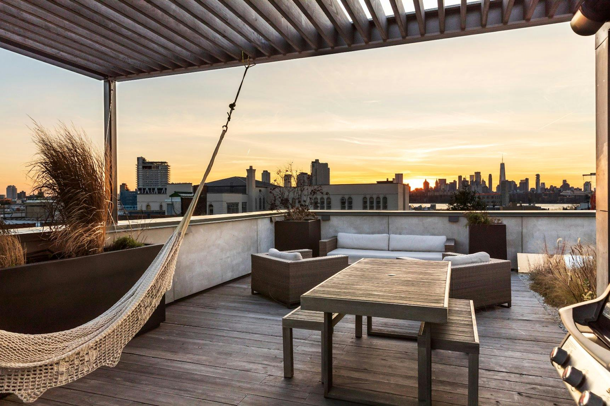 Rooftop with Skyline Views Annexed to Minimal Penthouse Duplex