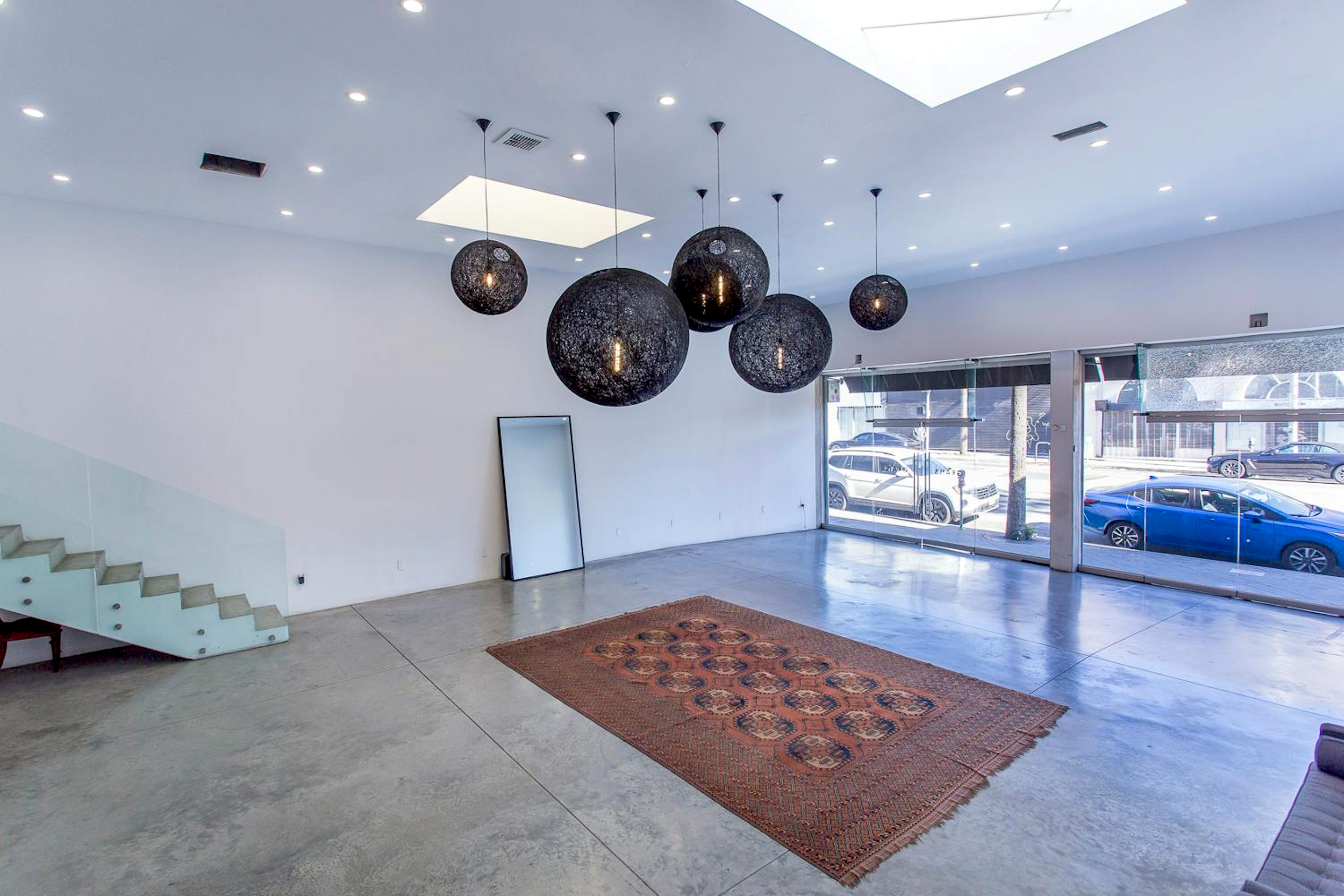 2500 SF Versatile Event, Pop up, or Shoot Location Fairfax District