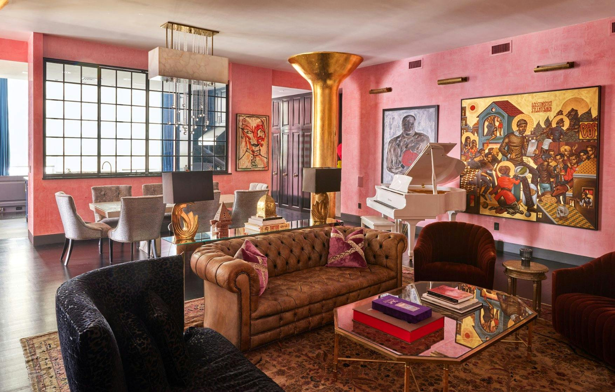 Colorful Tribeca Apartment with Stunning Amenities