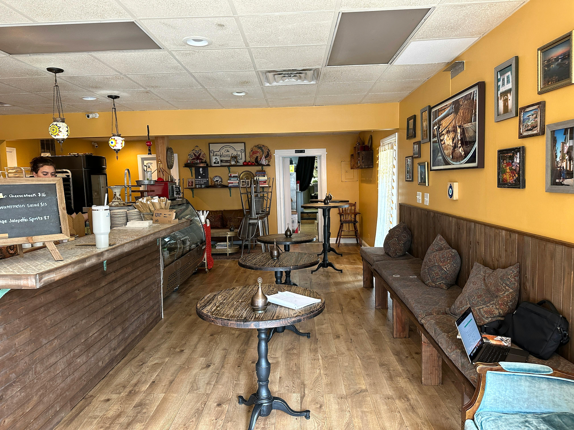 Middle Eastern Cafe & Restaurant