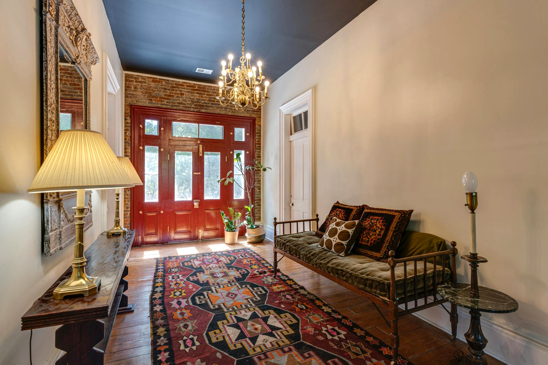WALLSPRING: Historic Estate in Nashville area