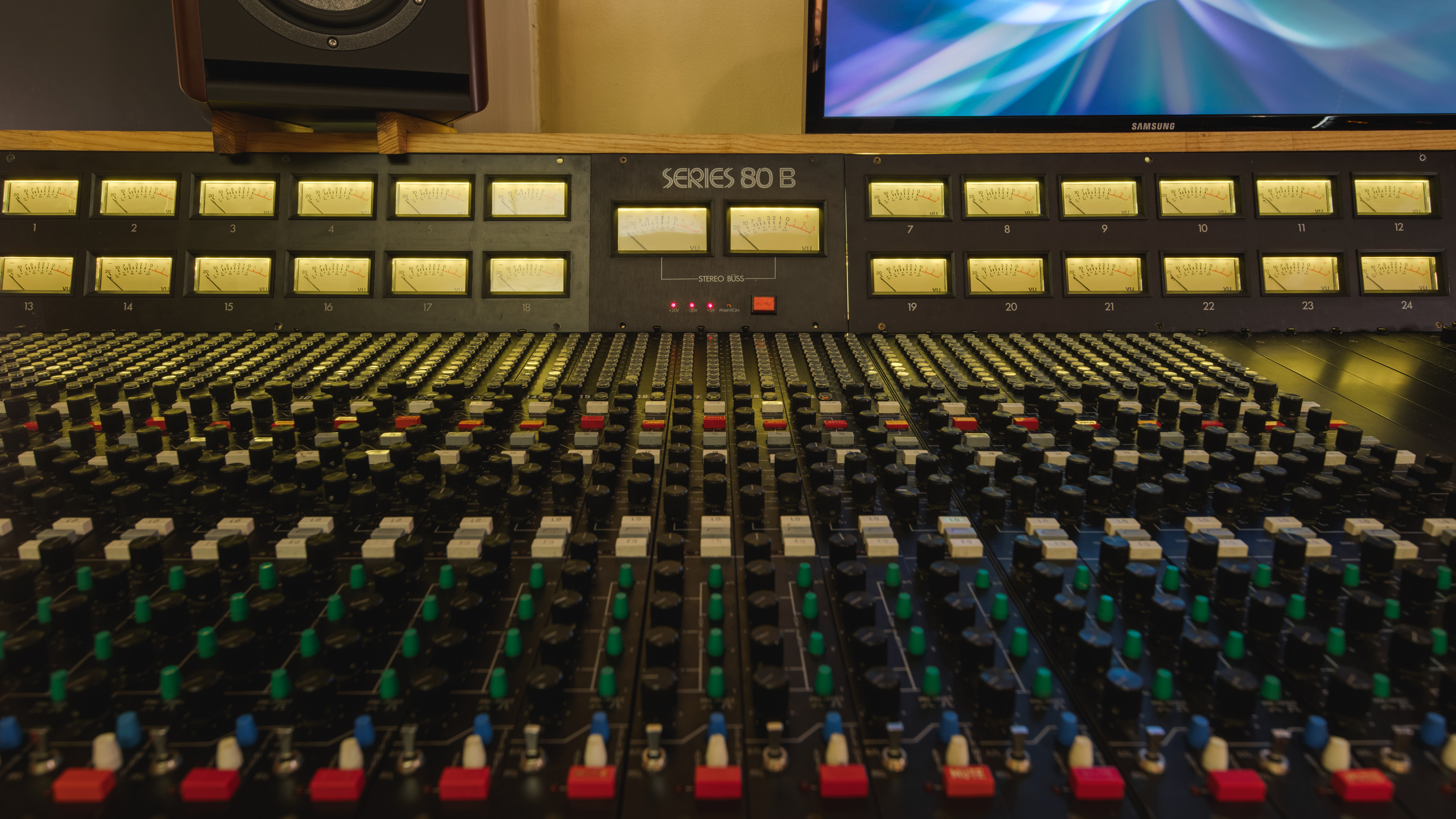 Forty-one Fifteen (with assistant)