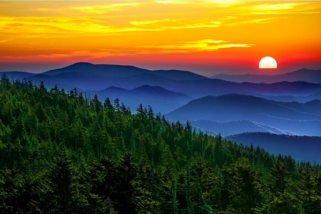 "Mama Bear", Mountain Views, Hot Tub, Pool Table, Home Theater and Firepit