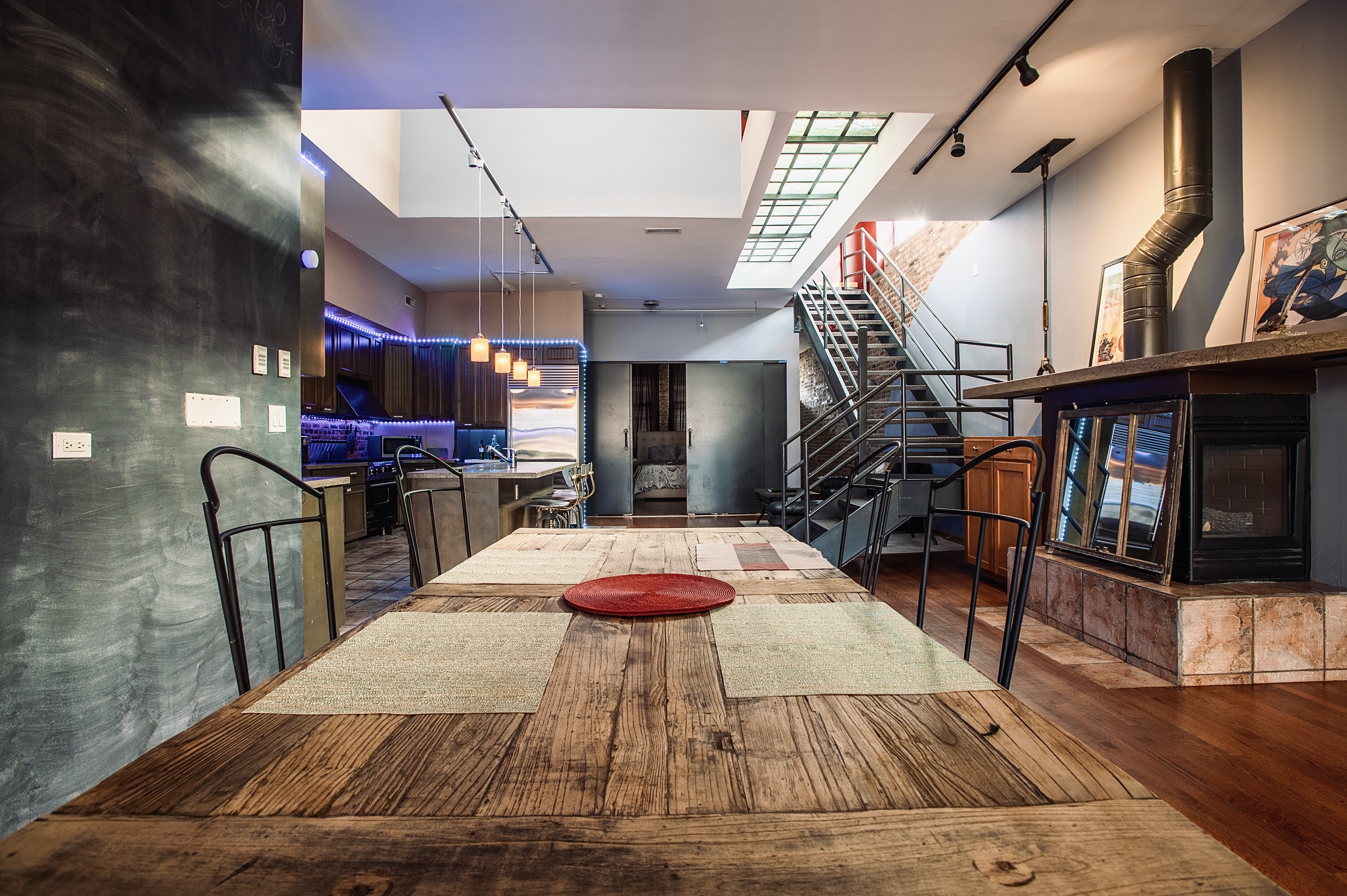 Modern Industrial Loft in the heart of Wicker Park