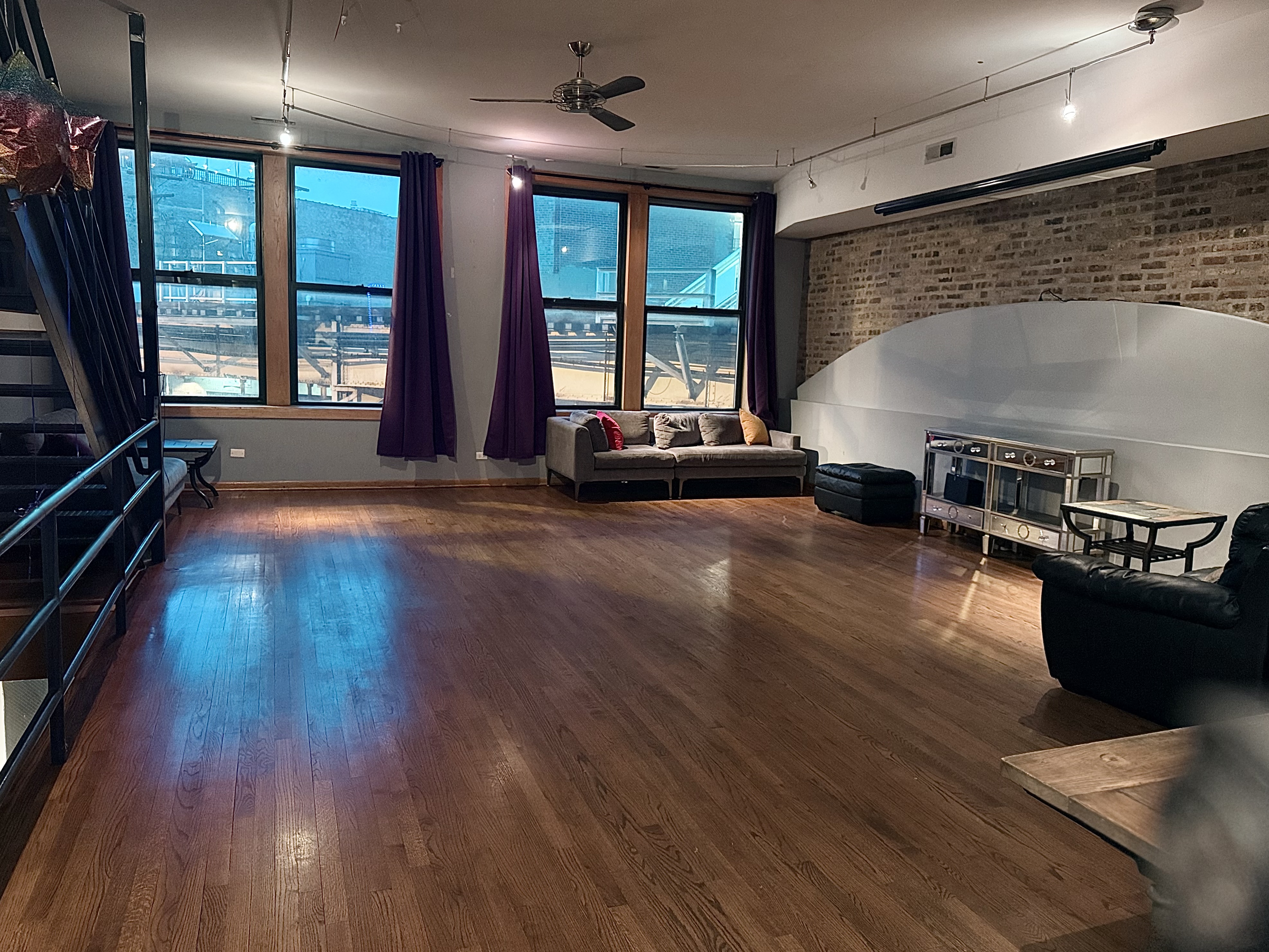 Modern Industrial Loft in the heart of Wicker Park