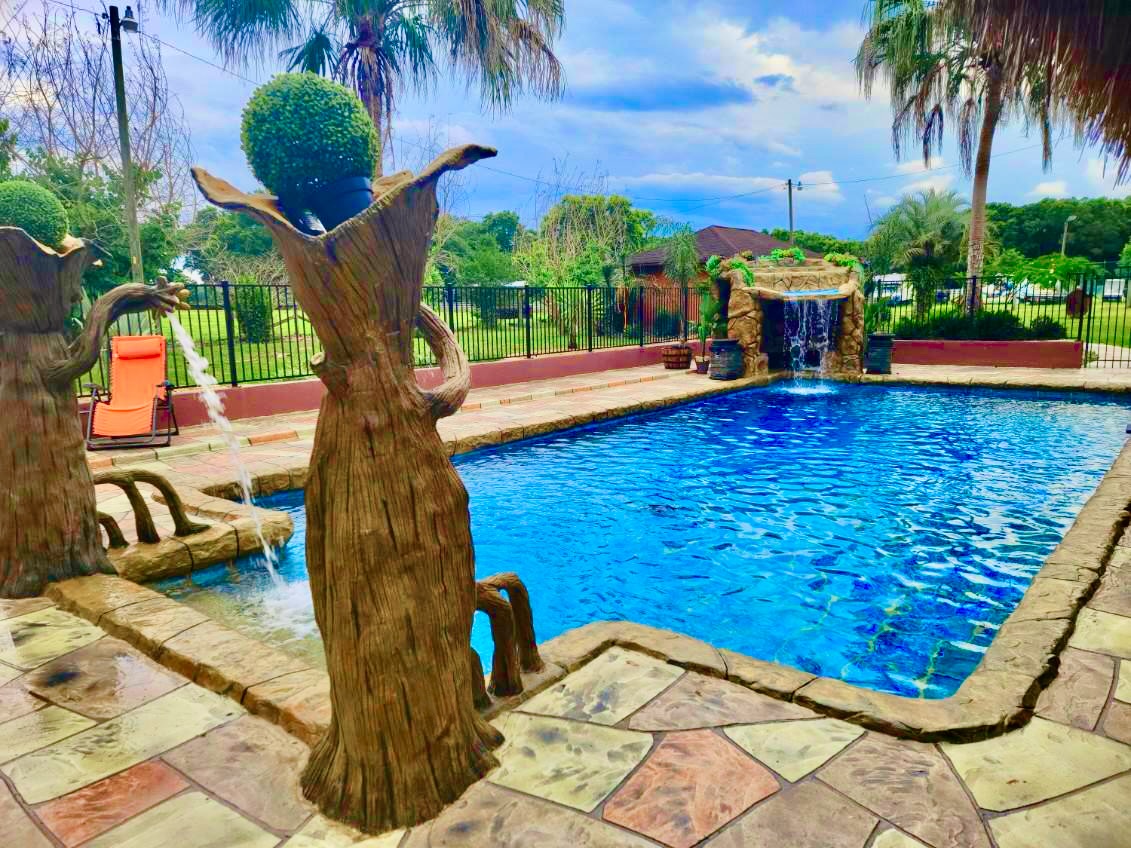 Rancho Medoza Estate 