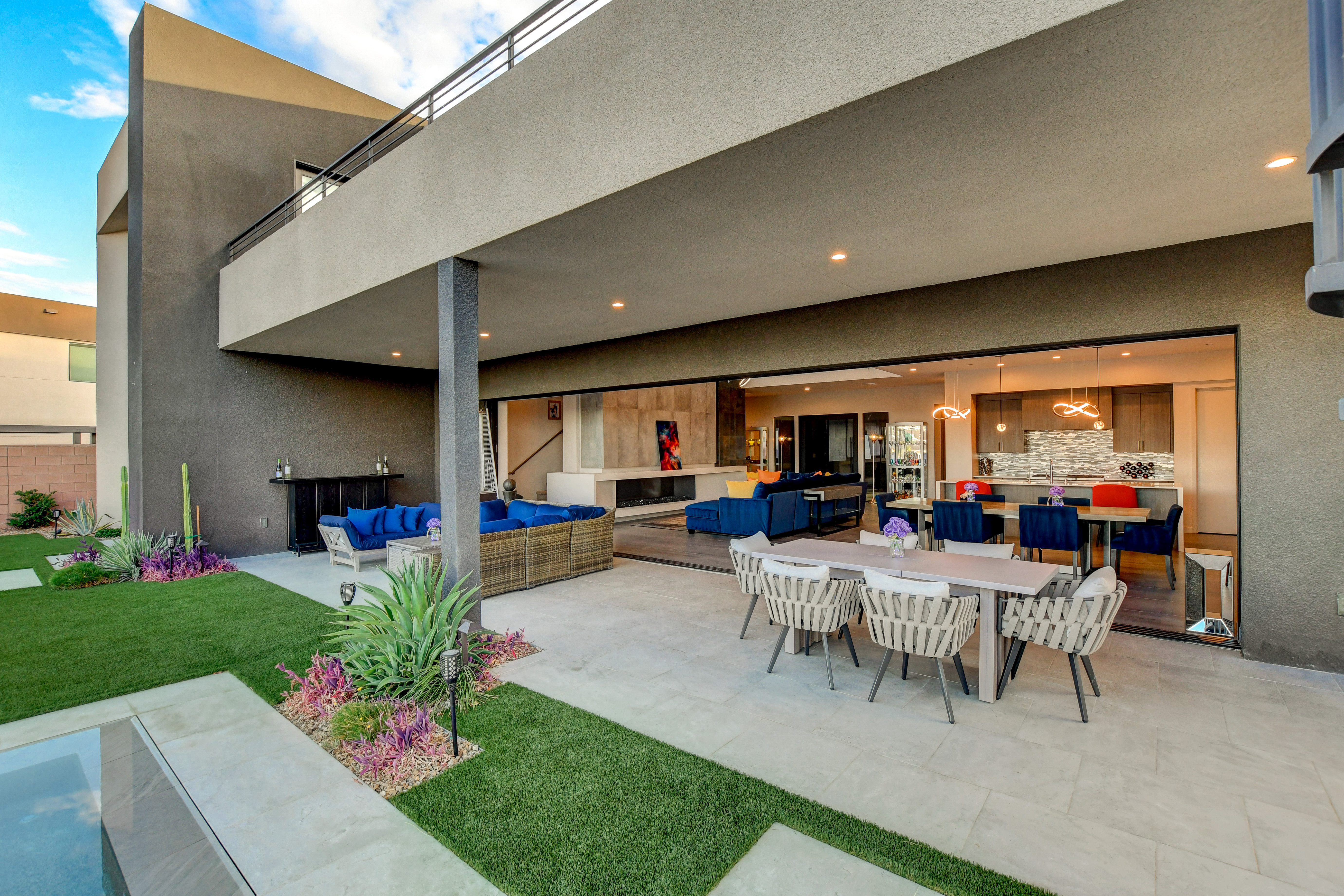 Luxury Mcdonald Highland Modern Home with a Designer Pool