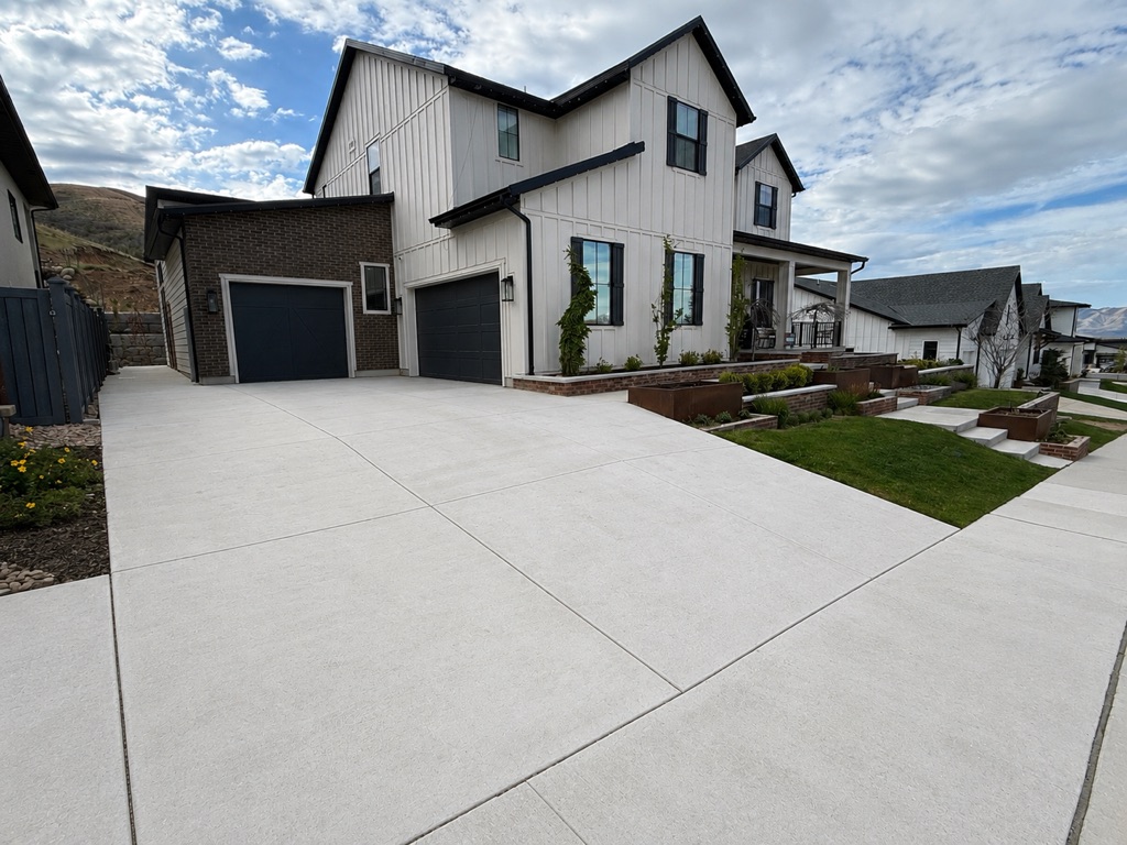 Utah Content House • Luxury Modern Farmhouse • Natural Light • Photo + Brand Shoot + Film Location