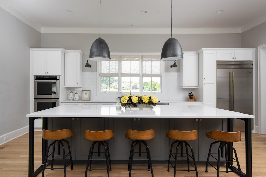 Modern Farmhouse home in suburban neighborhood