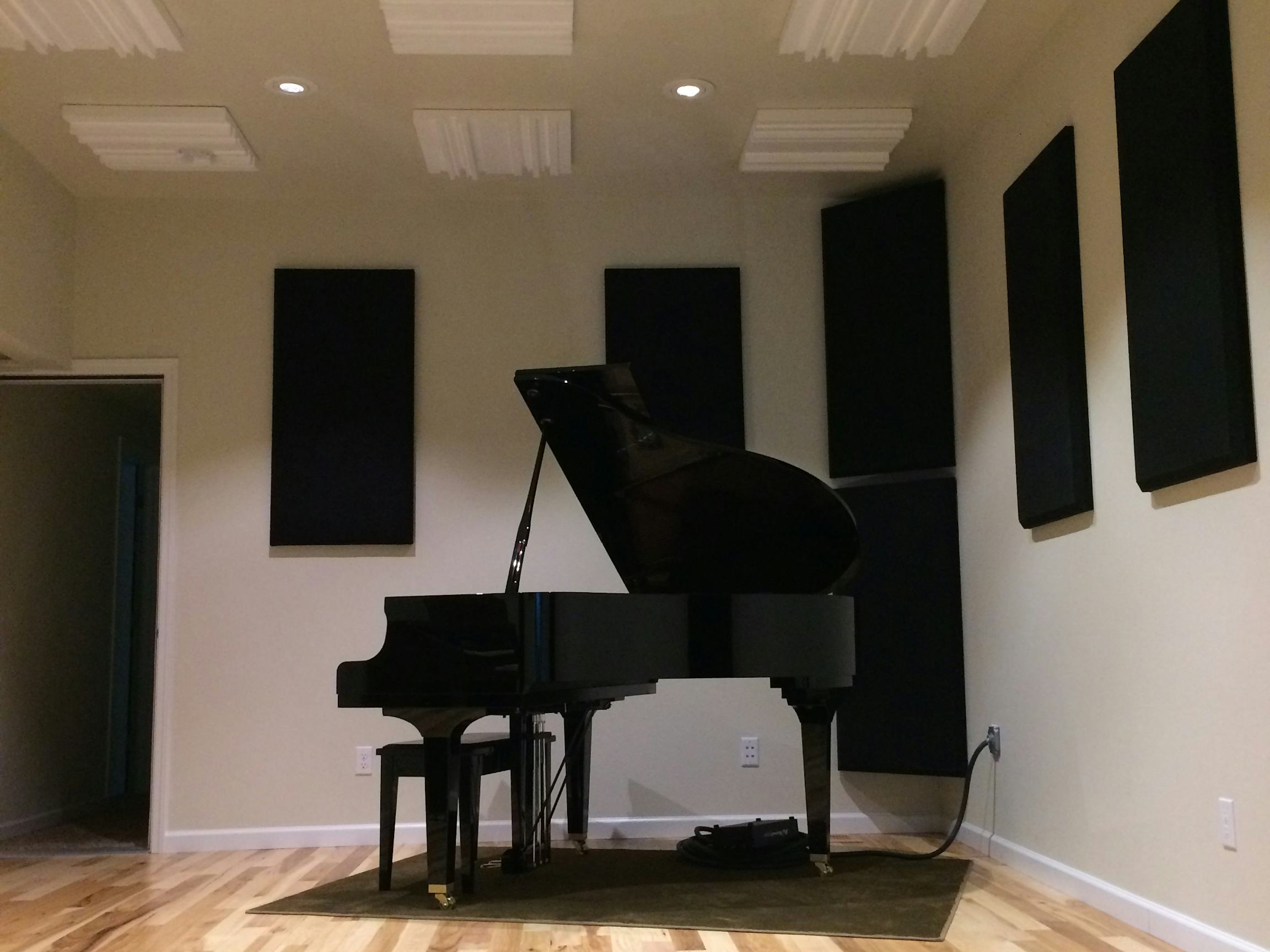 Reinhold Music Studio - recording studio for rent ...