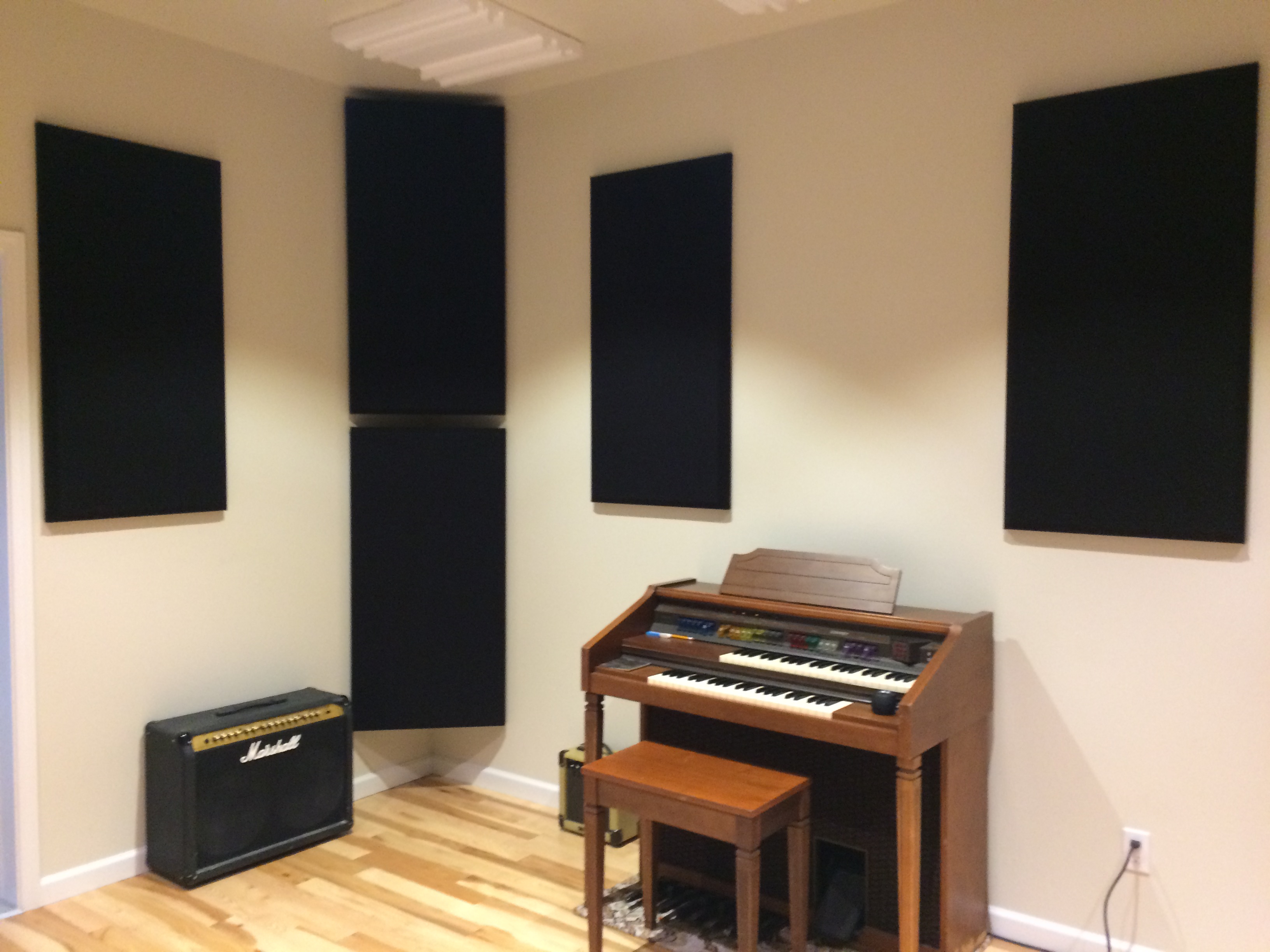 Reinhold Music Studio recording studio for rent rehearsal space near me