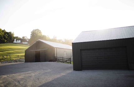 Harpeth Valley Farm - Modern Farmhouse with over 40 acres on the Narrows of the Harpeth