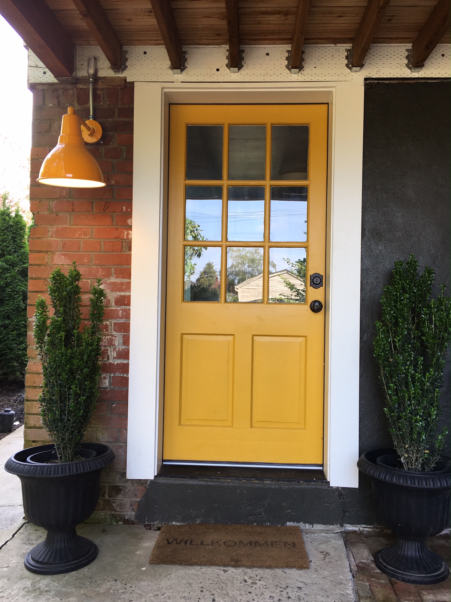 Modern Cabin with exposed brick and private gardens