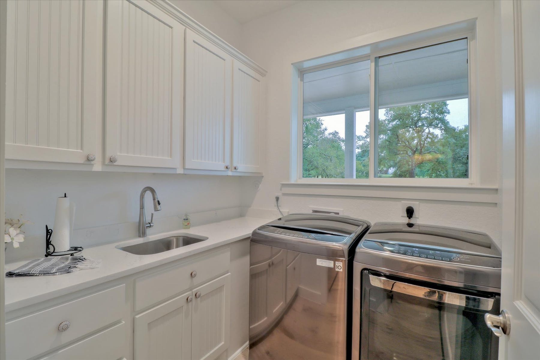 Oak Tree House at Happiness Ranch