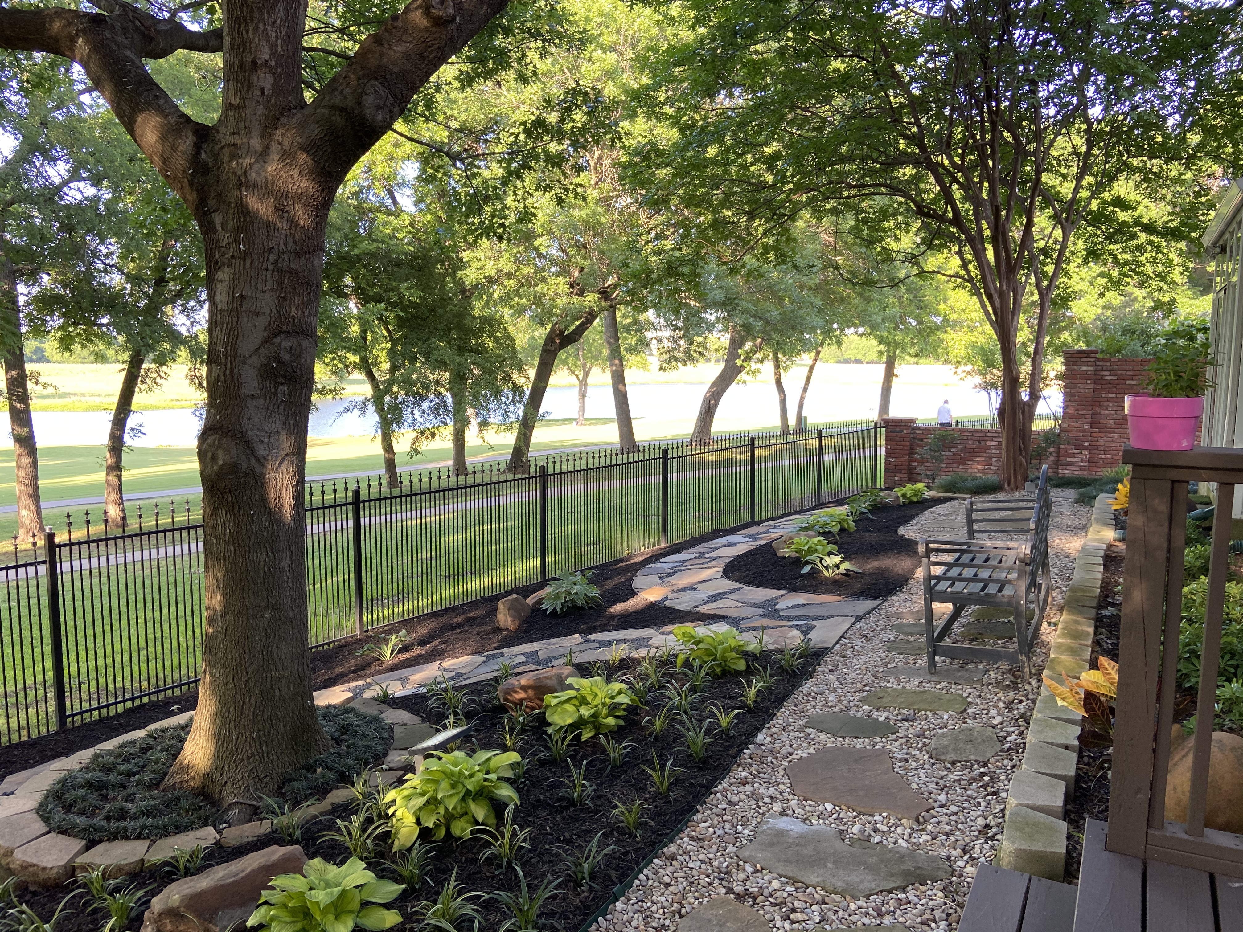LAKESHORE -Cape Cod style with Lake and golf view