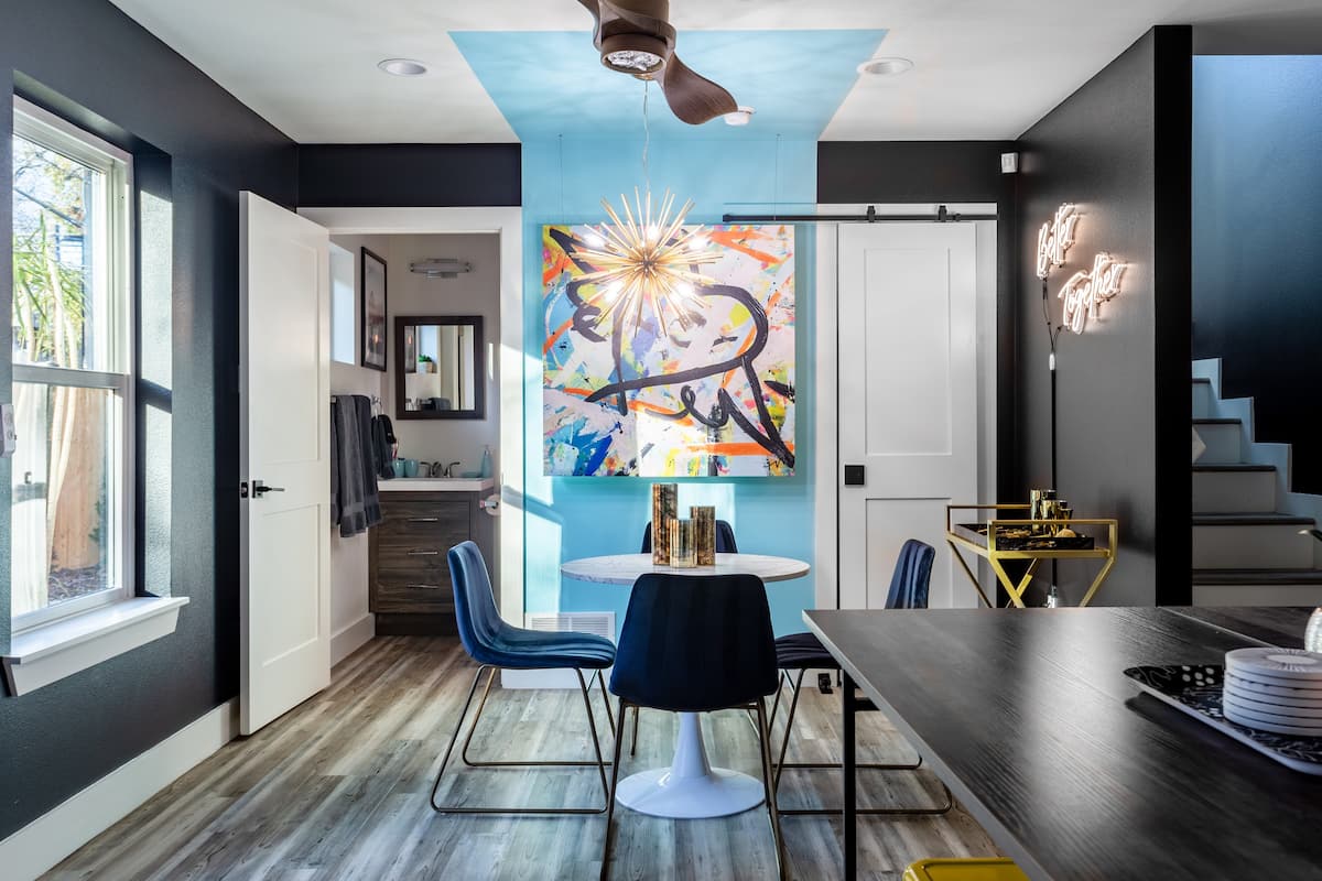 Funky 3rd Street Escape