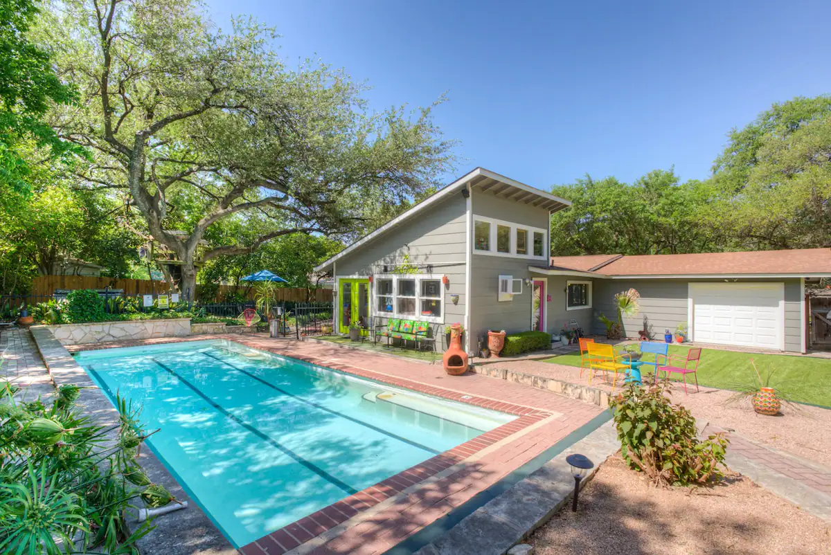 Unique Colorful Bungalow