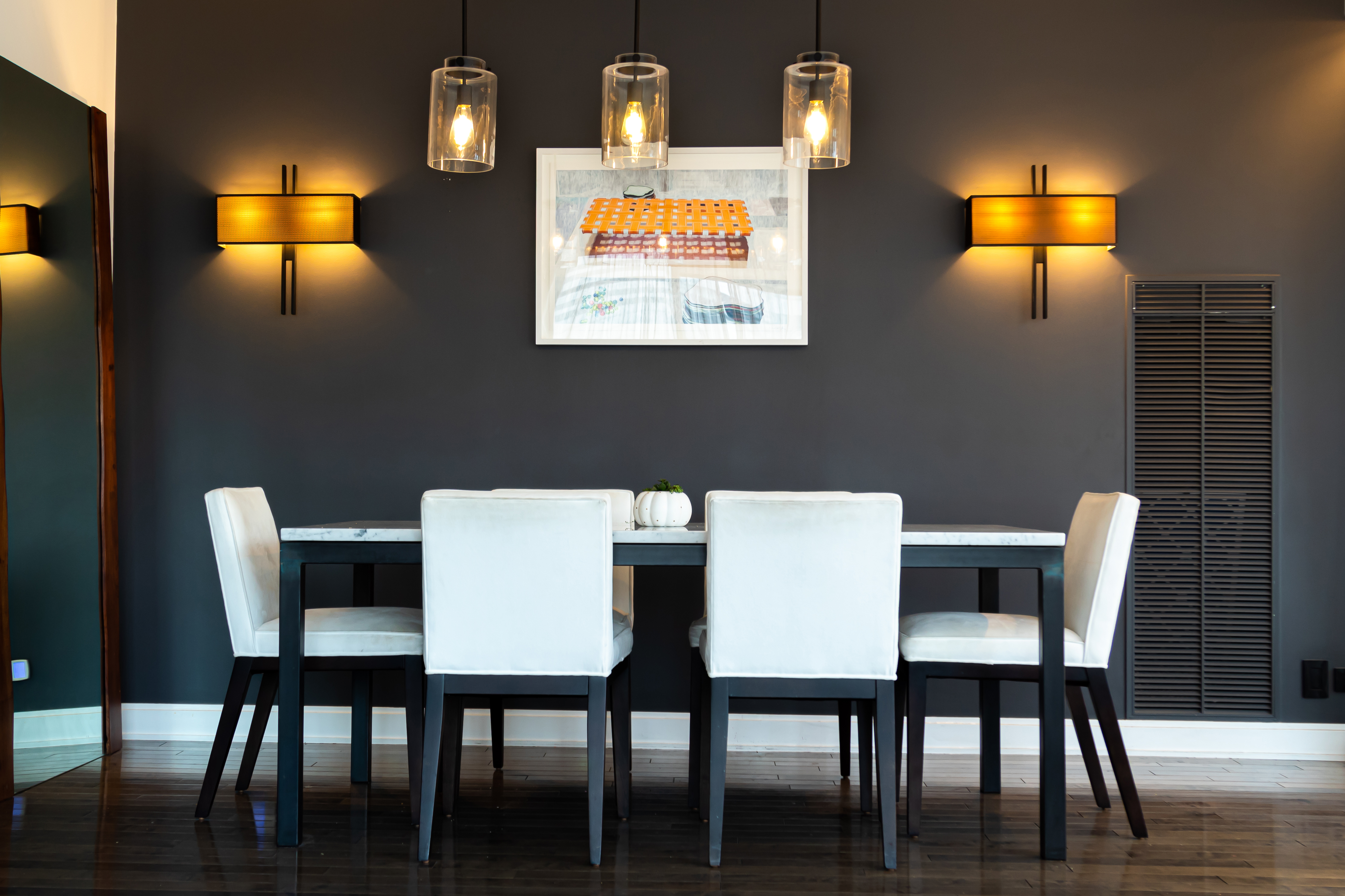 Bright, Glamorous Photo Studio Condo with City View in Upper East Side