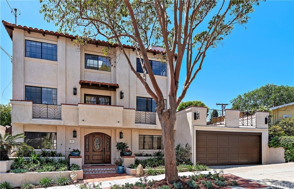 Three Story House Peekaboo Ocean View