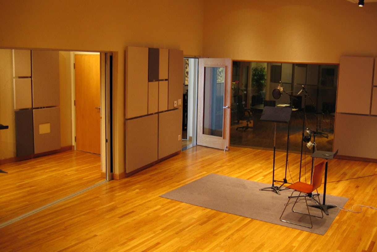 Cakemix Recording Studio is a Creative Boutique