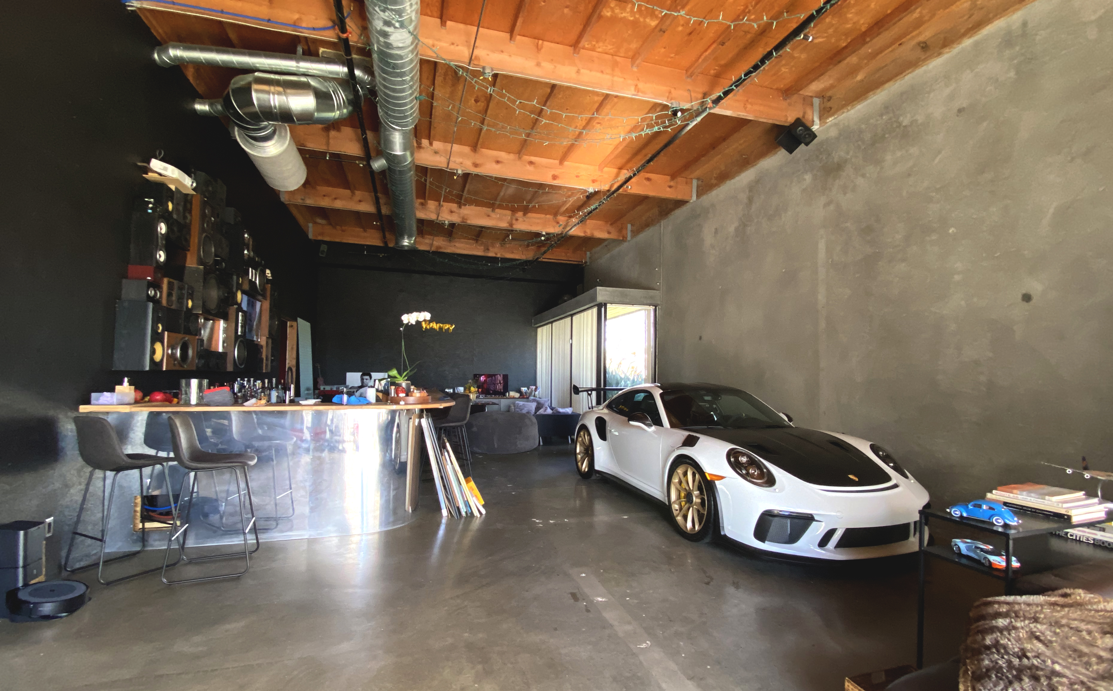 Design forward, creative, converted, industrial Warehouse with a One-Of-A-Kind Bar/club esthetics excellent for filming, photoshoots & event location! 