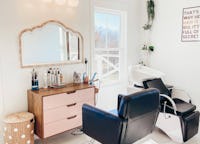 Boutique Salon - The Salon at Fairendell - 20 minutes from downtown