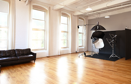 Glow Optical Studios | Incredible NYC Loft Style Studio