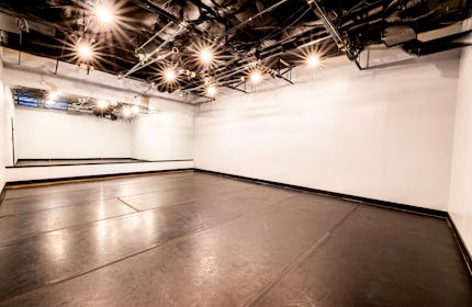 Soar Creative - Large Dance/Pole Studio