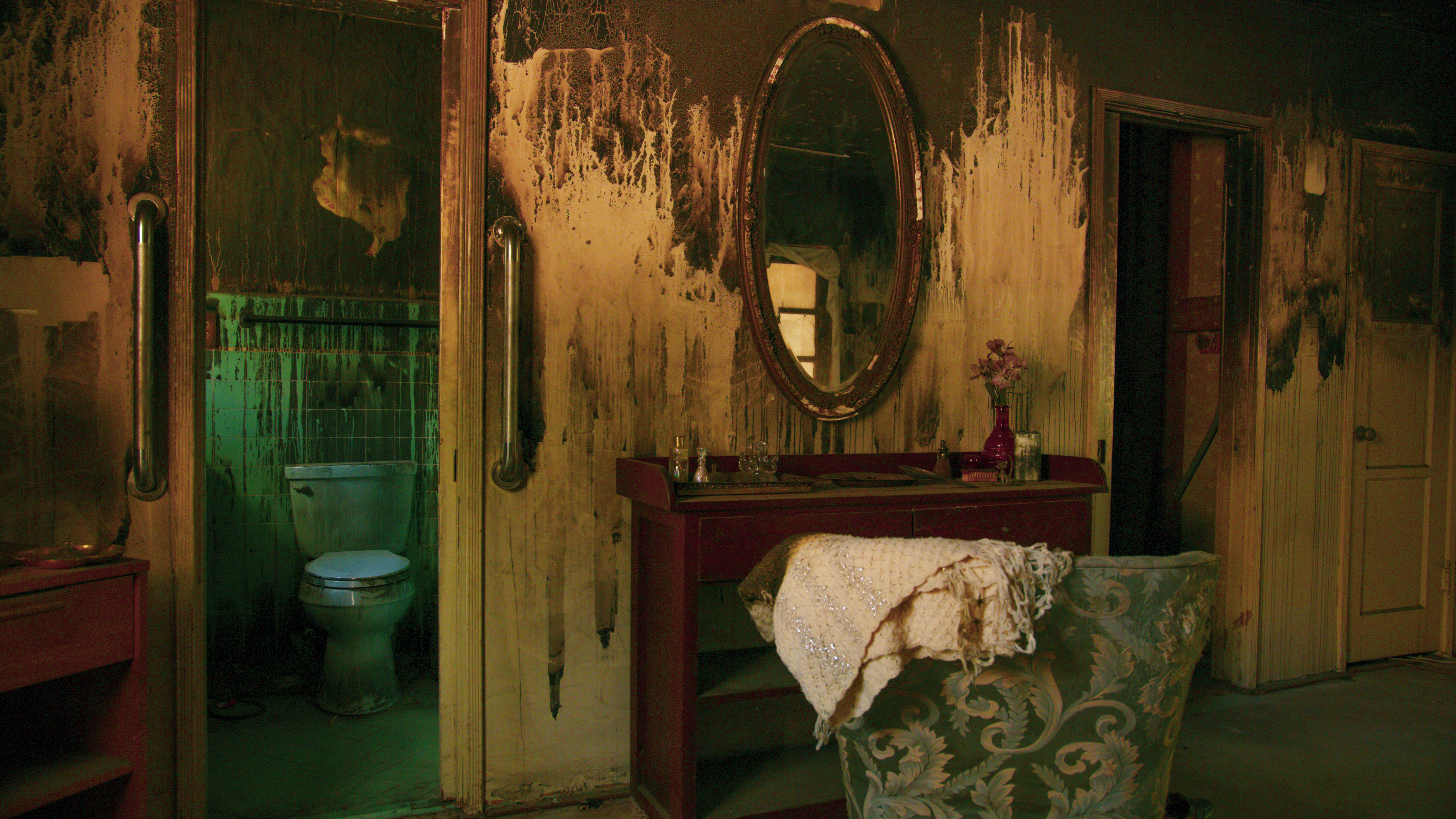 LA TUNA LOCATIONS ABANDONED HOUSE 