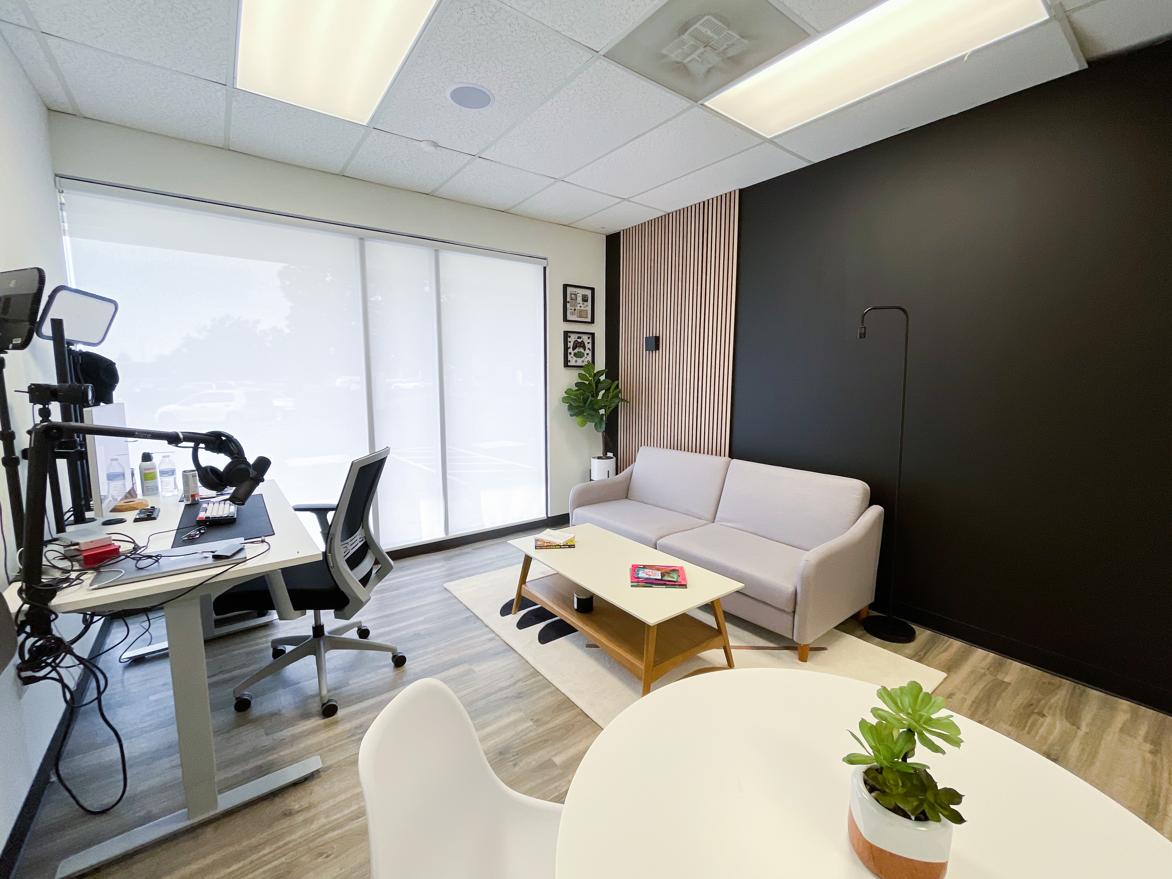 Spacious Studio in Southend Charlotte | Woodlawn Light-rail Access