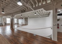 10 SPEED Studios : Urban Industrial Loft Rental Photo Studio