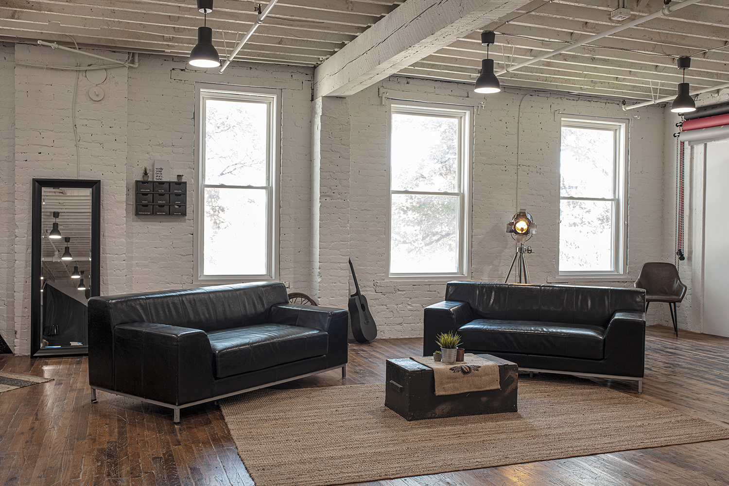 10 SPEED Studios : Urban Industrial Loft Rental Photo Studio