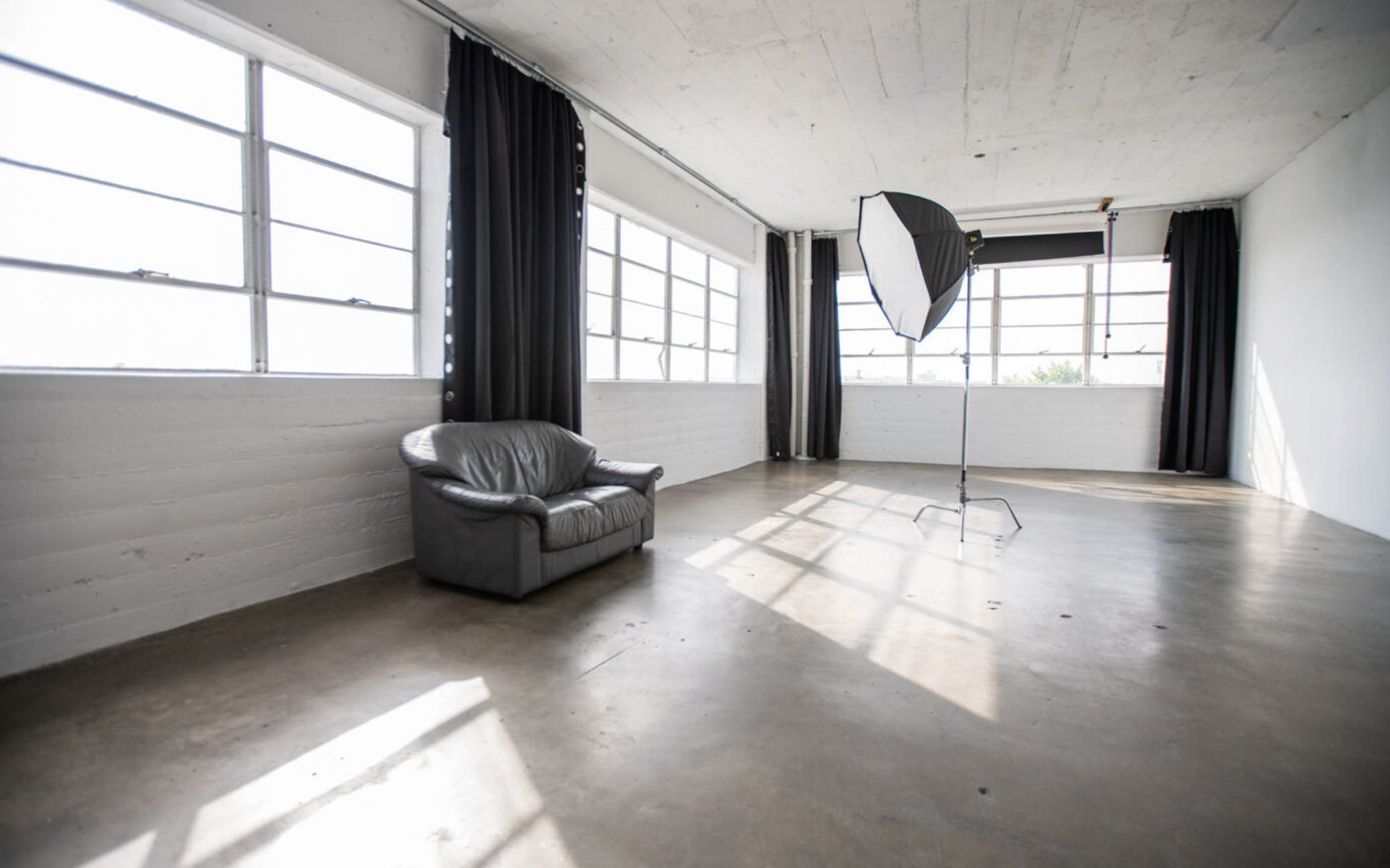 Studio A - A daylight studio with big windows to capture the sunrise