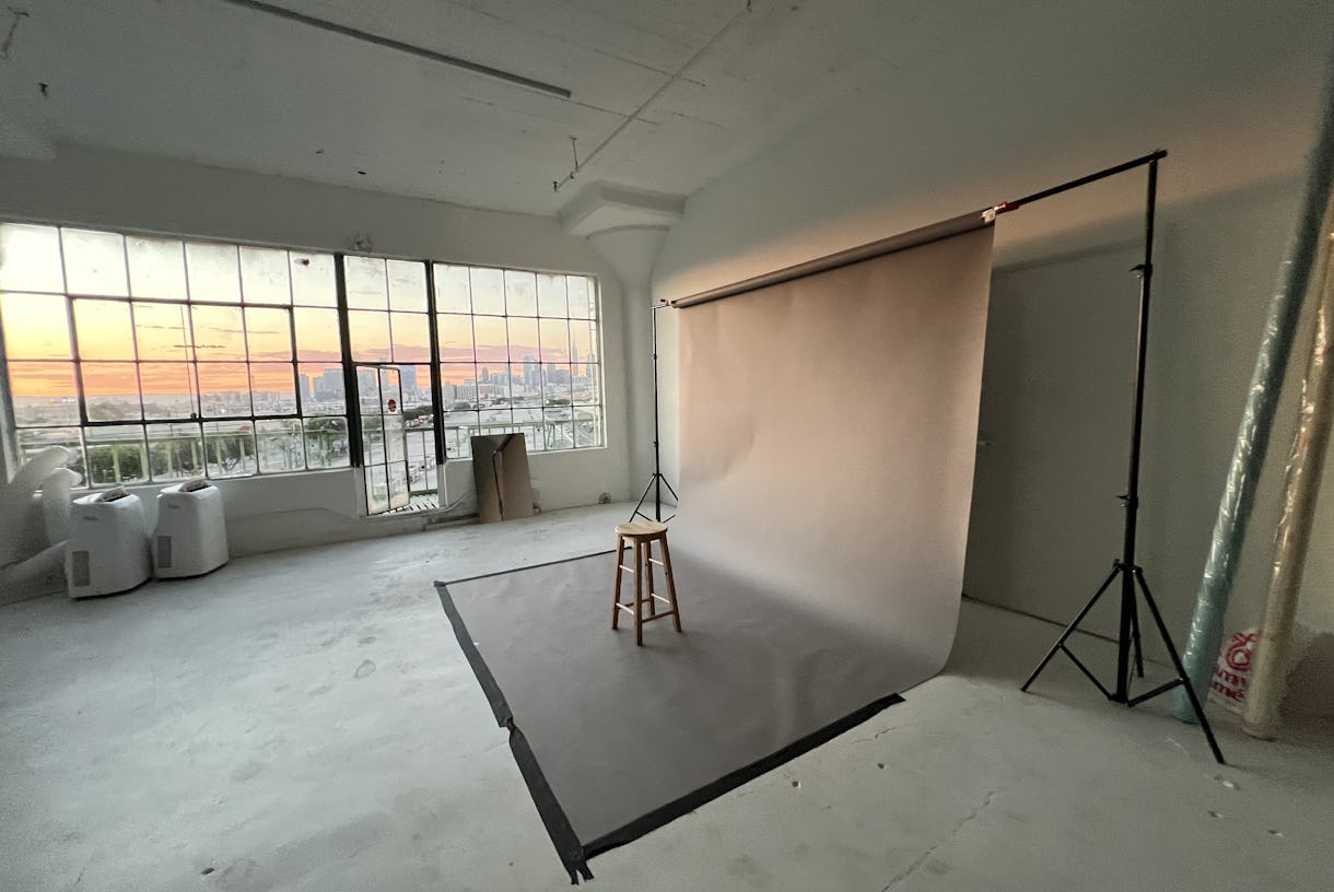 Modern & Natural Daylight Studio with DTLA View
