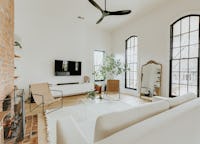 Historic Designer home with exposed brick near downtown Nashville