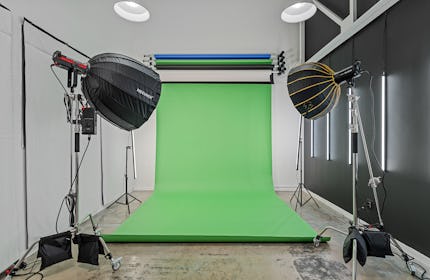 Downtown Video/Photo Studio Lighting included