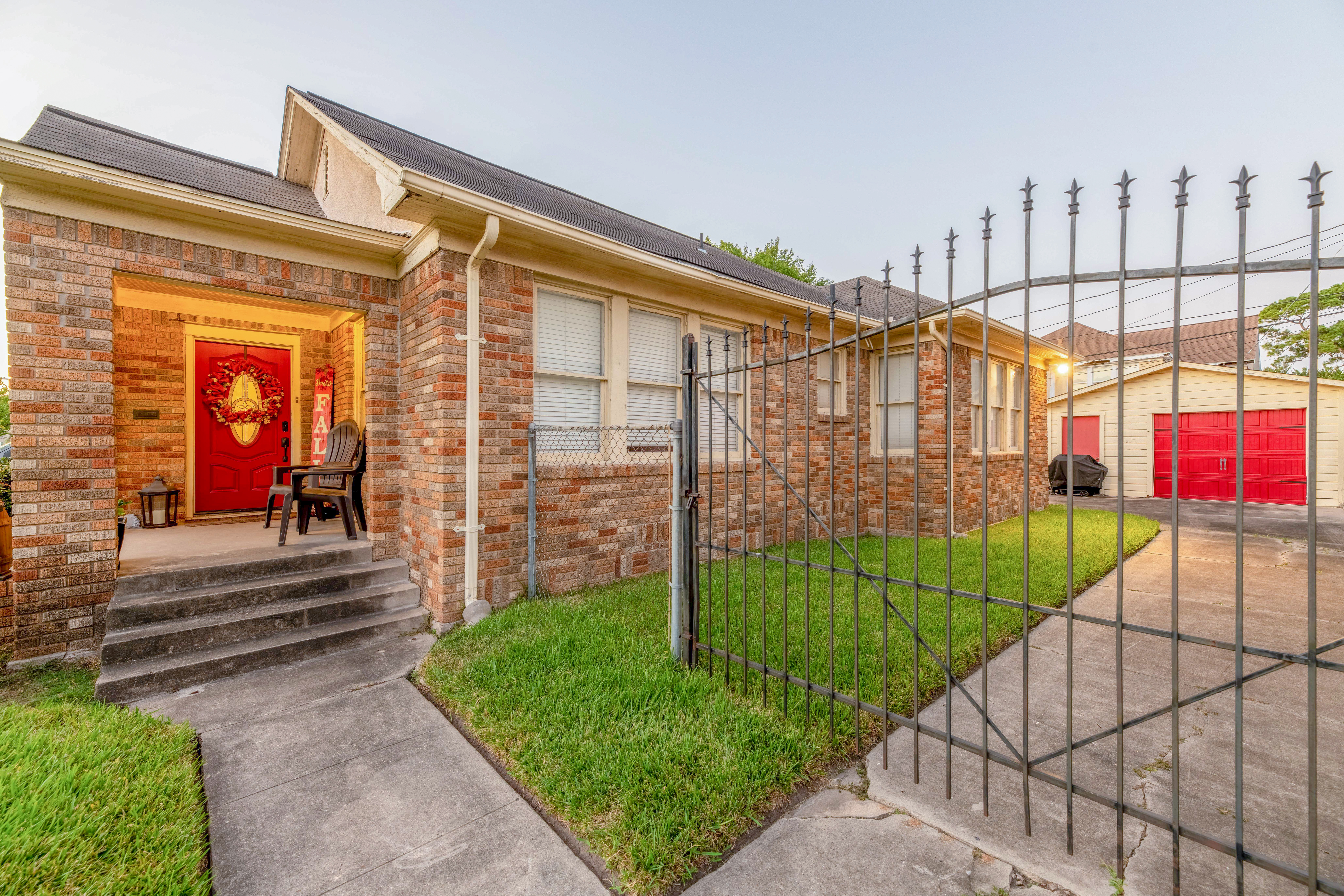 Urban Bungalow with Historic Touches