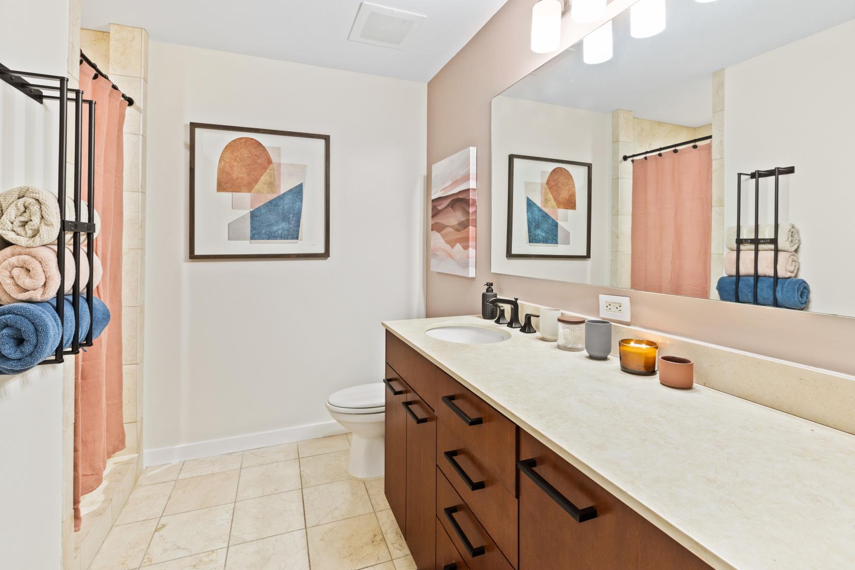 Downtown Dallas High Rise Condo with City View