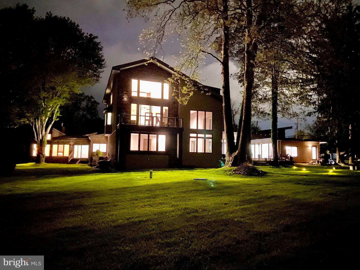 Contemporary Luxury Villa in Baltimore County, MD