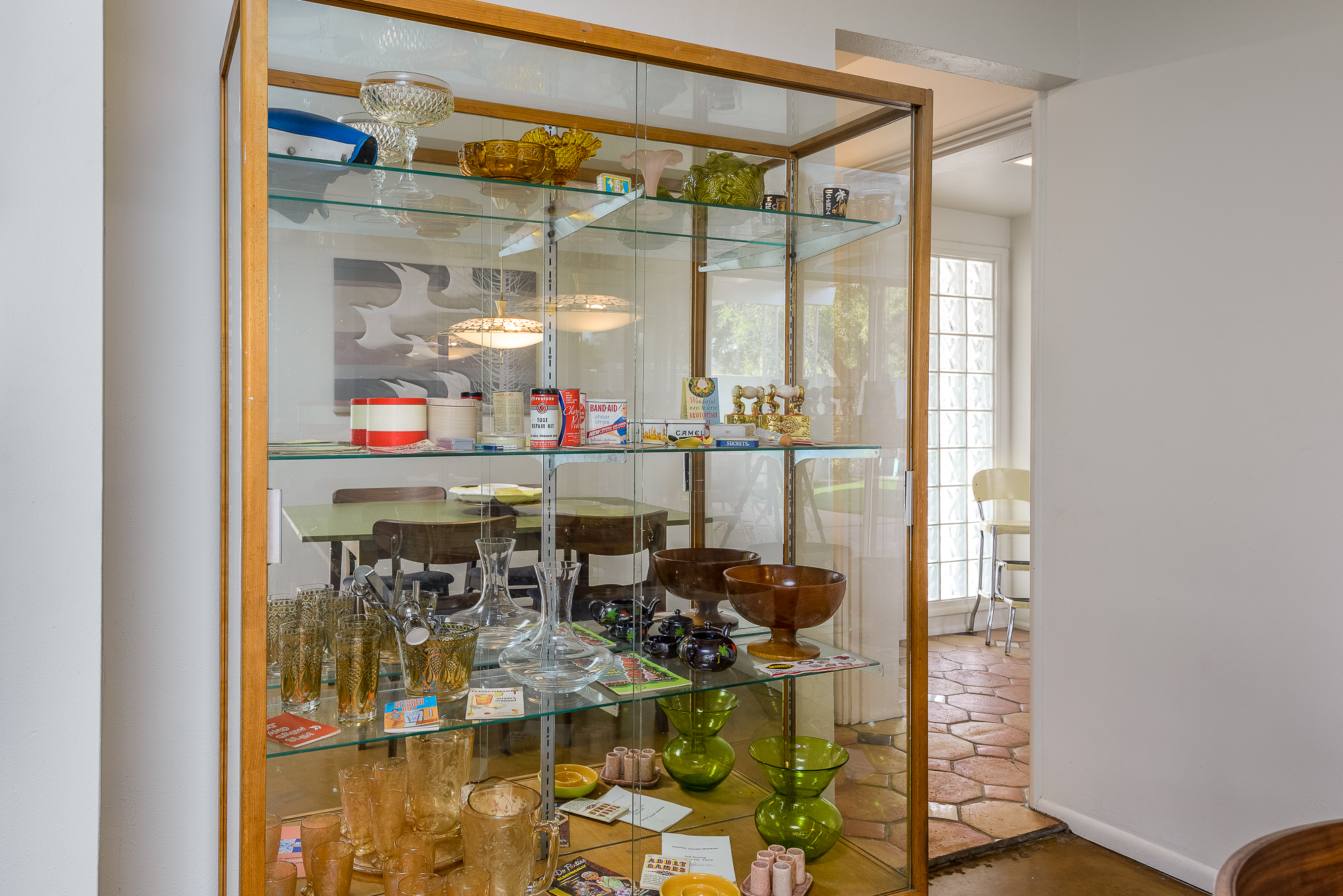 Palm Springs Mid Century Modern Home with fun outdoor space and skyline views